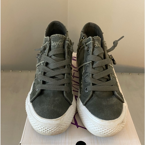 Blowfish Shoes - Women’s Blowfish Malibu Shoes Sz 8